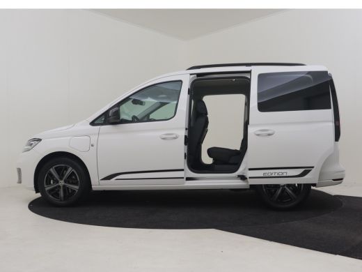 Volkswagen Caddy Kombi Limited Edition 1.5 e-Hybrid | 12V-aansluiting in dashboard en laadruimte | Achteruitrijcam... ActivLease financial lease