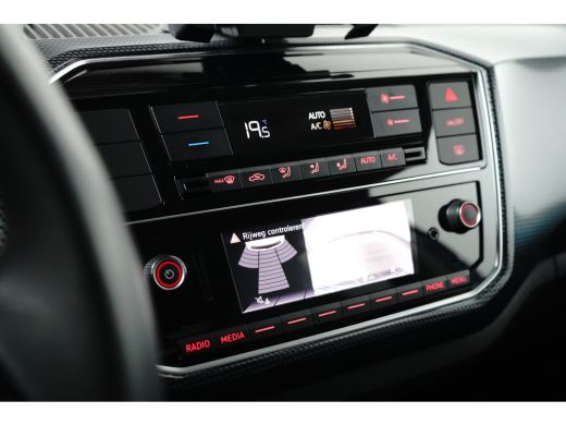 Volkswagen e-up! Move 83PK | CAMERA | CLIMATE + CRUISECONTROL | CCS SNELLAADSYSTEEM | 15 INCH | GROOT ACCUPAKKET ActivLease financial lease