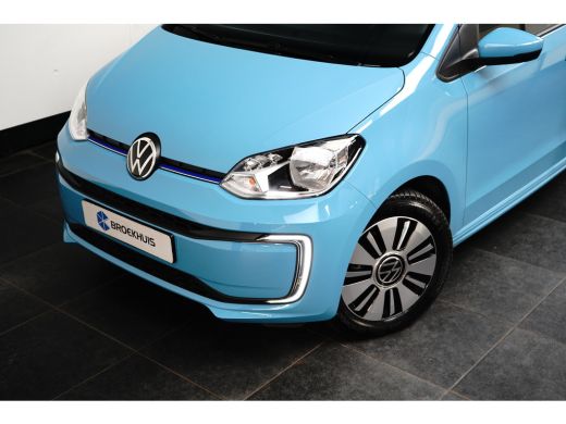 Volkswagen e-up! Move 83PK | CAMERA | CLIMATE + CRUISECONTROL | CCS SNELLAADSYSTEEM | 15 INCH | GROOT ACCUPAKKET ActivLease financial lease
