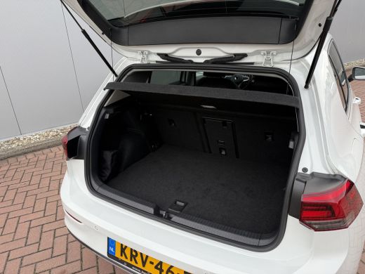 Volkswagen Golf 1.4 eHybrid 204pk Style | Acc | Camera ActivLease financial lease