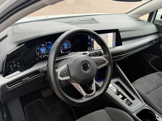 Volkswagen Golf 1.4 eHybrid 204pk Style | Acc | Camera ActivLease financial lease