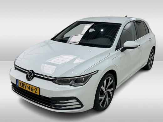 Volkswagen Golf 1.4 eHybrid 204pk Style | Acc | Camera ActivLease financial lease