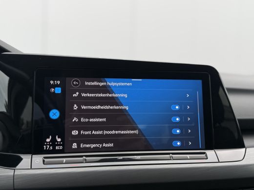 Volkswagen Golf 1.4 eHybrid 204pk Style | Acc | Camera ActivLease financial lease