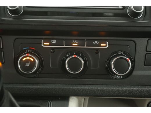 Volkswagen Transporter 2.0 TDI L1H1 Highline 204PK | Automaat | Airco | Cruise | Camera | 3 Zits | Carplay | Navi | Trek... ActivLease financial lease