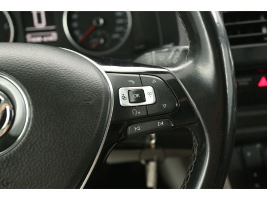 Volkswagen Transporter 2.0 TDI L1H1 Highline 204PK | Automaat | Airco | Cruise | Camera | 3 Zits | Carplay | Navi | Trek... ActivLease financial lease