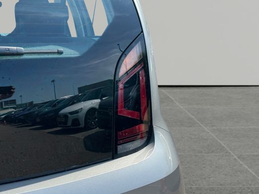 Volkswagen up! 1.0 65 pk GP Hatchback Airconditioning 'Climatic' | Lane assist | Bluetooth ActivLease financial lease