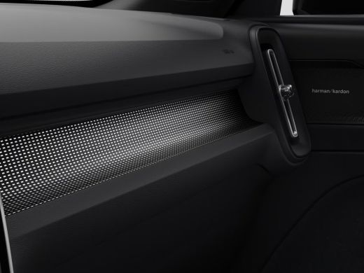 Volvo  EX40 Twin Motor Ultra Black Edition Europa 82 kWh | Achterbank verwarmd | Apple Carplay/Android Auto|t... ActivLease financial lease