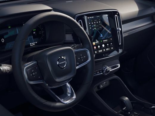 Volvo  EX40 Twin Motor Ultra Black Edition Europa 82 kWh | Achterbank verwarmd | Apple Carplay/Android Auto|t... ActivLease financial lease