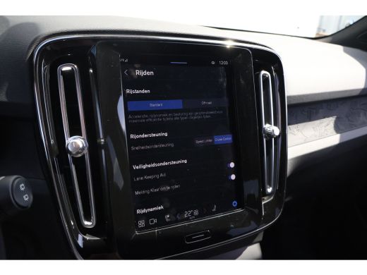 Volvo  XC40 Recharge Core | Achteruitrijcamera | Apple Carplay/Android Auto|telefoonintegratie premium | Lich... ActivLease financial lease