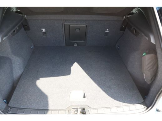 Volvo  XC40 Recharge Core | Achteruitrijcamera | Apple Carplay/Android Auto|telefoonintegratie premium | Lich... ActivLease financial lease