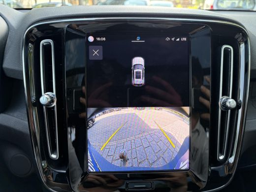 Volvo  XC40 Recharge Ultimate 70 kWh SOH 97% | WARMTEPOMP | PANORAMADAK | ELEKTRISCHE TREKHAAK | 360&deg; CAMERA ... ActivLease financial lease
