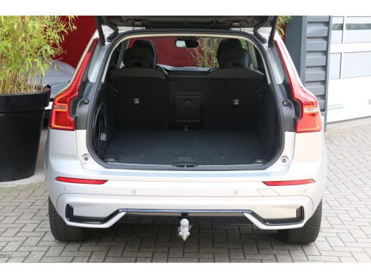 Volvo  XC60 2.0 T6 Plug-in hybrid AWD Plus Dark | Trekhaak | 360 Camera | Panoramadak | Memory | Pilot Assist ActivLease financial lease