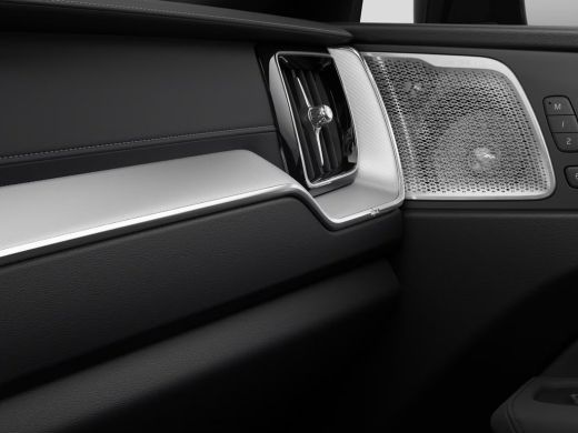 Volvo  XC60 2.0 T8 Plug-in hybrid AWD Ultra Black Edition Exec | Achterbank verwarmd | Apple Carplay/Android ... ActivLease financial lease