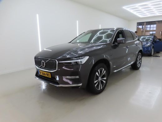 Volvo  XC60 T6 350PK AWD Core Bright | Leder | Climate | Trekh. | BLIS | ACC | Pano-dak | all season | Full LED ActivLease financial lease