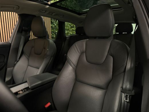 Volvo  XC60 T6 AWD Recharge Plus Bright | Trekhaak | Adaptieve Cruise Control Stoelverwarming voor+achter | S... ActivLease financial lease