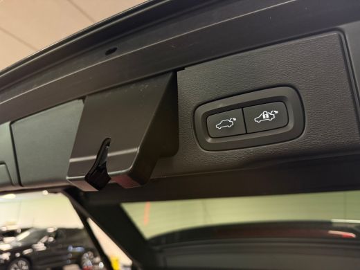 Volvo  XC60 T6 AWD Recharge Plus Dark | Harman Kardon | All Season banden | Adaptieve Cruise Control | Stoelv... ActivLease financial lease