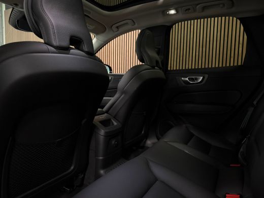 Volvo  XC60 T6 AWD Recharge Plus Dark | Harman Kardon | All Season banden | Adaptieve Cruise Control | Stoelv... ActivLease financial lease