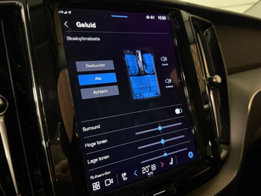 Volvo  XC60 T6 AWD Recharge Plus Dark | Harman Kardon | All Season banden | Adaptieve Cruise Control | Stoelv... ActivLease financial lease