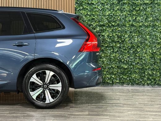 Volvo  XC60 T6 AWD Recharge Plus Dark | Harman Kardon | All Season banden | Adaptieve Cruise Control | Stoelv... ActivLease financial lease