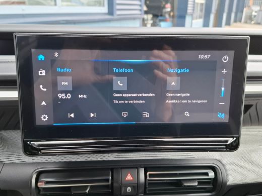 Citroën C3 Max | Achteruitrijcamera | Dagrijverlichting | Draadloze telefoonlader ActivLease financial lease