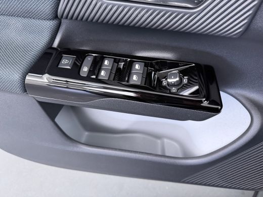 Citroën C5 Aircross Business | Boordlader 7,4kW - 1 fase | Extra getinte achterste zijruiten en achterruit ActivLease financial lease