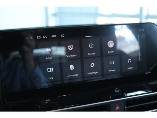Citroën &euml;-C4 Collection - Elektrisch | Achteruitrijcamera met Top Rear Vision (180&deg; weergave van ruimte achter... ActivLease financial lease