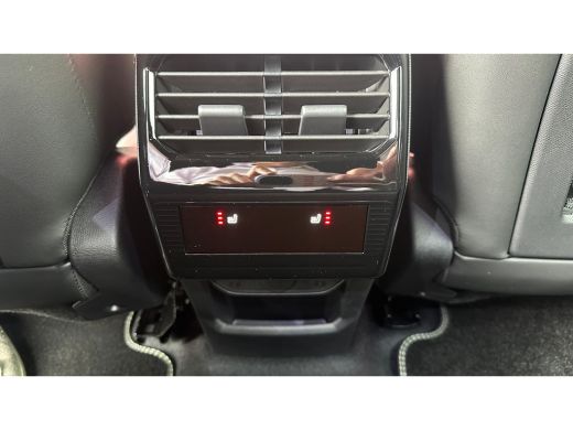 Peugeot e-3008 GT | Stoelmassage Voor | Adaptive Cruise Control | Stoelverwarming Voor en Achter | 360&deg; Camera |... ActivLease financial lease