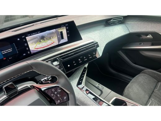 Peugeot e-3008 GT | Stoelmassage Voor | Adaptive Cruise Control | Stoelverwarming Voor en Achter | 360&deg; Camera |... ActivLease financial lease