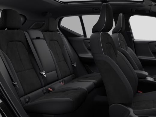 Volvo  EX40 Single Motor Ext. Range Ultra Black Edition. Eur. 82 kWh | Achterbank verwarmd | Achteruitrijcame... ActivLease financial lease