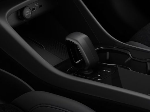 Volvo  EX40 Single Motor Ext. Range Ultra Black Edition. Eur. 82 kWh | Achterbank verwarmd | Achteruitrijcame... ActivLease financial lease
