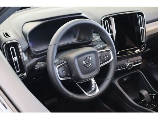 Volvo  EX40 Extended Range 252PK Ultra Europa 82 kWh | Achterbank verwarmd | Achteruitrijcamera | All seasonb... ActivLease financial lease
