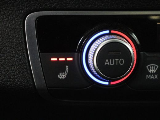 Audi Q2 | Panoramadak | Leder | Virtual Dashboard | Stoelverwarming | Climate control | Camera | Park ass... ActivLease financial lease