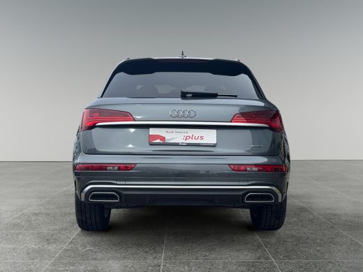 Audi Q5 50 299pk TFSI e S edition Parkeerhulp plus | Adaptive cruise control | Stoelverwarming voorin ActivLease financial lease