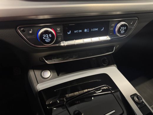 Audi Q5 50 299pk TFSI e S edition Parkeerhulp plus | Adaptive cruise control | Stoelverwarming voorin ActivLease financial lease