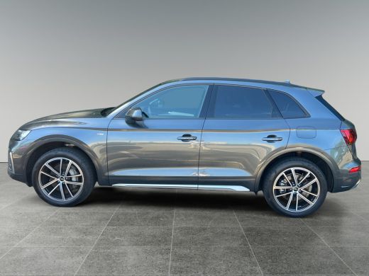 Audi Q5 50 299pk TFSI e S edition Parkeerhulp plus | Adaptive cruise control | Stoelverwarming voorin ActivLease financial lease