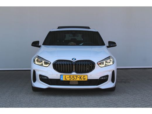 BMW 1 Serie 116i Business Edition | M sport | Schuif kantel dak | Stoelverwarming | Carplay | ActivLease financial lease
