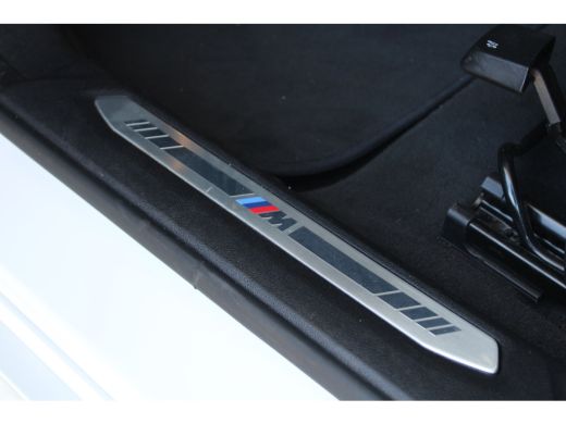 BMW 1 Serie 116i Business Edition | M sport | Schuif kantel dak | Stoelverwarming | Carplay | ActivLease financial lease