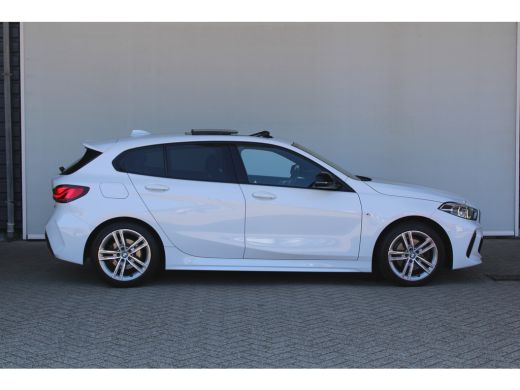 BMW 1 Serie 116i Business Edition | M sport | Schuif kantel dak | Stoelverwarming | Carplay | ActivLease financial lease
