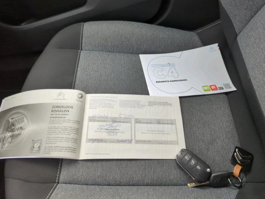 Citroën &euml;-C4 Feel 50 kWh | Achterbank in delen neerklapbaar | Achteropkomend verkeer waarschuwing | Adaptief d... ActivLease financial lease