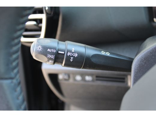 Citroën &euml;-C4 Feel 50 kWh | Achterbank in delen neerklapbaar | Achteropkomend verkeer waarschuwing | Adaptief d... ActivLease financial lease