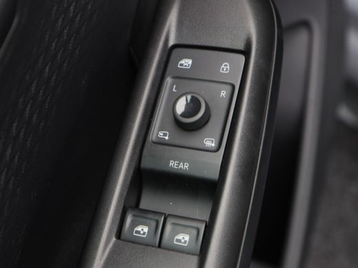 CUPRA Born Business Plus 62 kWh 204 Pk | Stoel/Stuurverwarming | Adaptive Cruise | Climatronic | CarPlay |  ... ActivLease financial lease