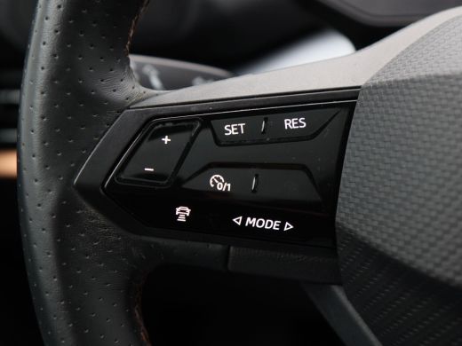 CUPRA Born Copper Edition One 62 kWh 204 Pk | Stoelverwarming | Adaptive Cruise | Panoramadak | Head Up | Na... ActivLease financial lease