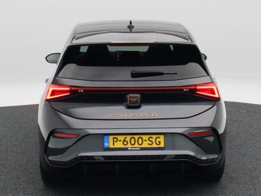 CUPRA Born Copper Edition One 62 kWh 204 Pk | Stoelverwarming | Adaptive Cruise | Panoramadak | Head Up | Na... ActivLease financial lease
