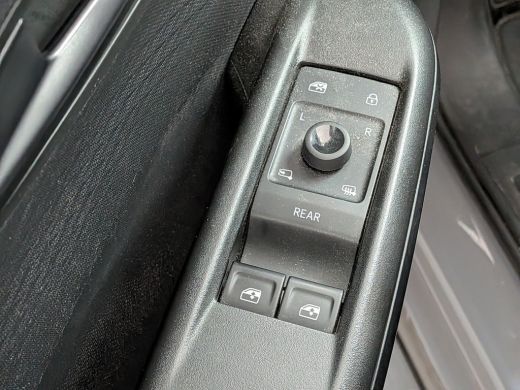 CUPRA Born Performance One 62 kWh | Apple Carplay/Android Auto | ACC | Camera | FULL Led | Keyless Entry & S... ActivLease financial lease