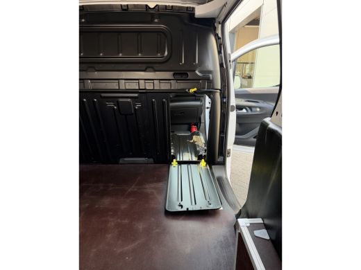 Fiat Dobl&ograve; 100pk L2 1000kg (Laadruimte betimmering - Camera - Airco - Navigatie - Parkeersensoren V+A - Digi... ActivLease financial lease