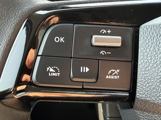 Fiat Dobl&ograve; 100pk L2 1000kg (Laadruimte betimmering - Camera - Airco - Navigatie - Parkeersensoren V+A - Digi... ActivLease financial lease