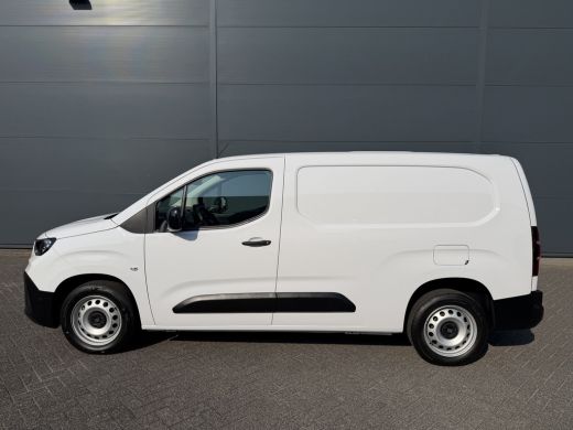 Fiat Dobl&ograve; 100pk L2 1000kg (Laadruimte betimmering - Camera - Airco - Navigatie - Parkeersensoren V+A - Digi... ActivLease financial lease