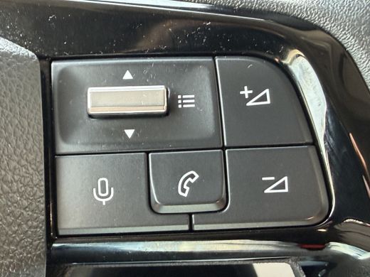 Fiat Dobl&ograve; 100pk L2 1000kg (Laadruimte betimmering - Camera - Airco - Navigatie - Parkeersensoren V+A - Digi... ActivLease financial lease