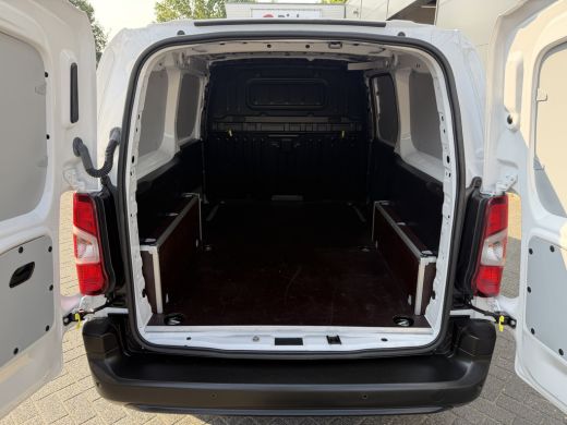 Fiat Dobl&ograve; 100pk L2 1000kg (Laadruimte betimmering - Camera - Airco - Navigatie - Parkeersensoren V+A - Digi... ActivLease financial lease
