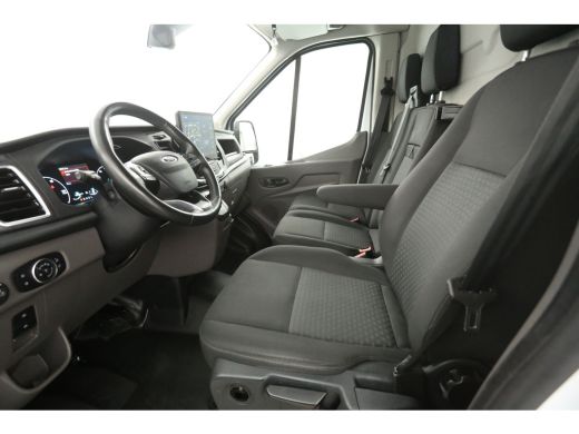 Ford E-Transit 68 kWh L2H3 | Snelladen | SOH 97% | Clima | 360&deg; Camera | Cruise | 3 Zits | Carplay | Navi ActivLease financial lease